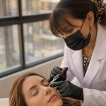 Relleno de Ojeras con Ácido Hialurónico